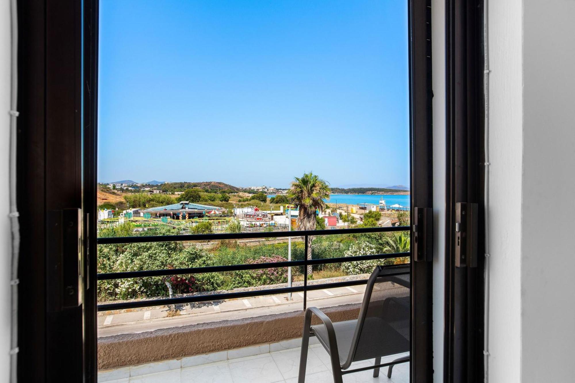 Sun Beach Apartments In Chania 09 11 Dış mekan fotoğraf